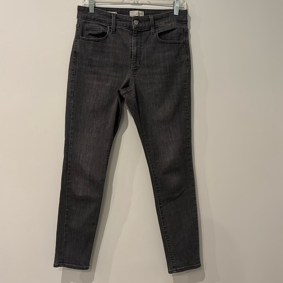 Universal Thread Denim - Universal Thread high rise, skinny‎ gray denim jeans